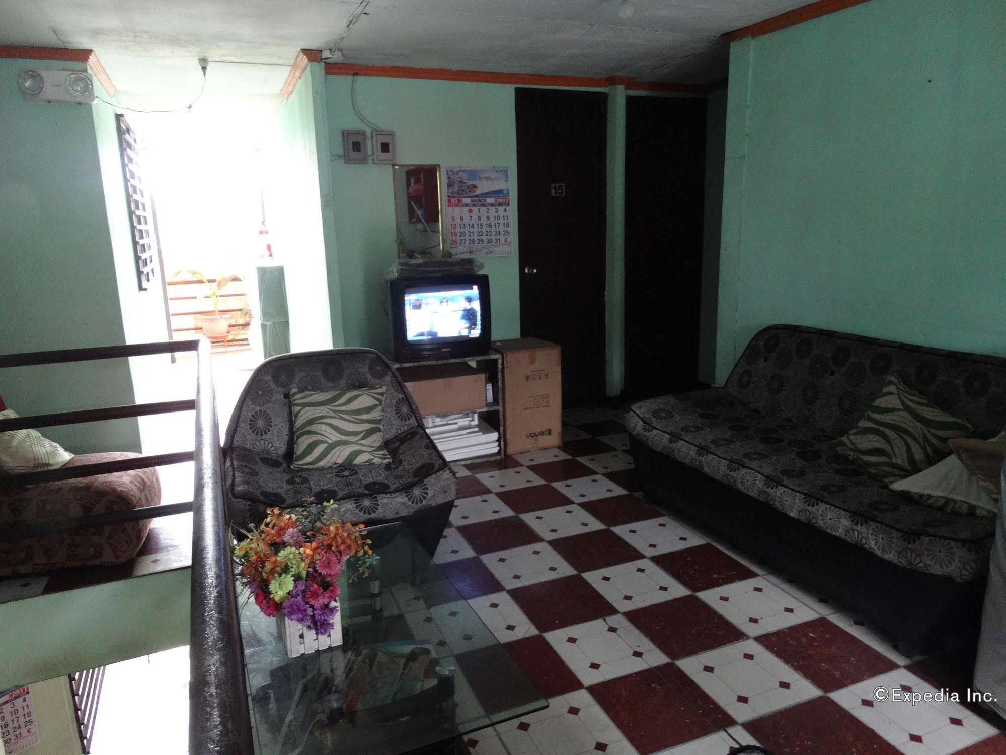 Quoyas Inn Davao City Exteriör bild