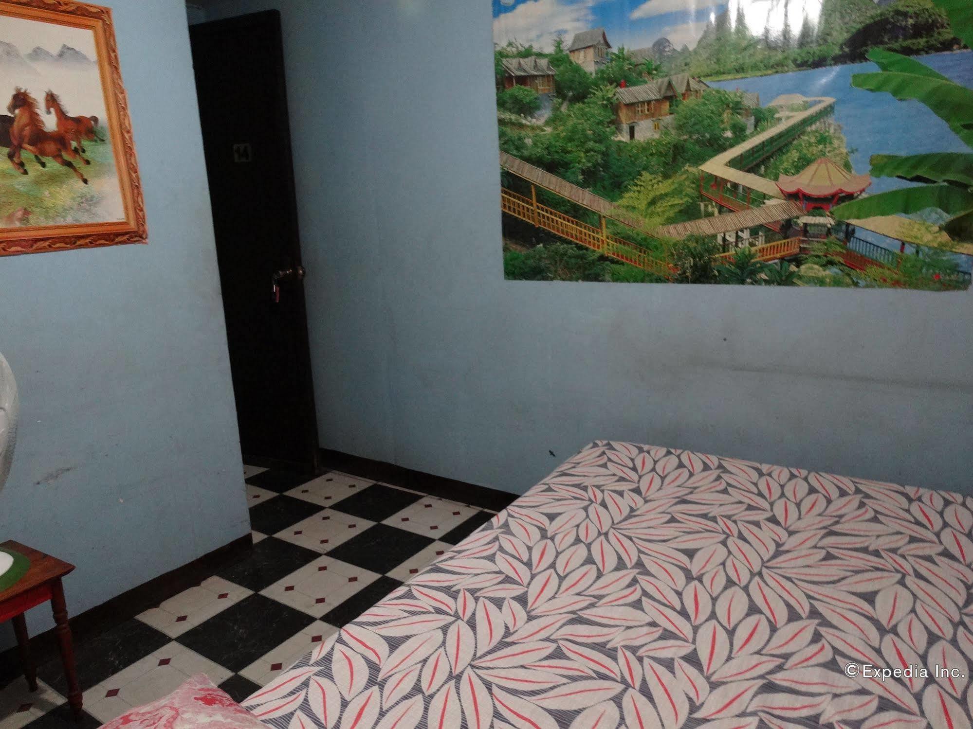 Quoyas Inn Davao City Exteriör bild