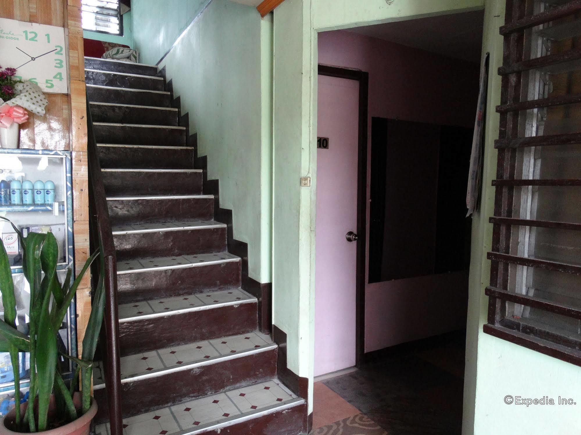 Quoyas Inn Davao City Exteriör bild